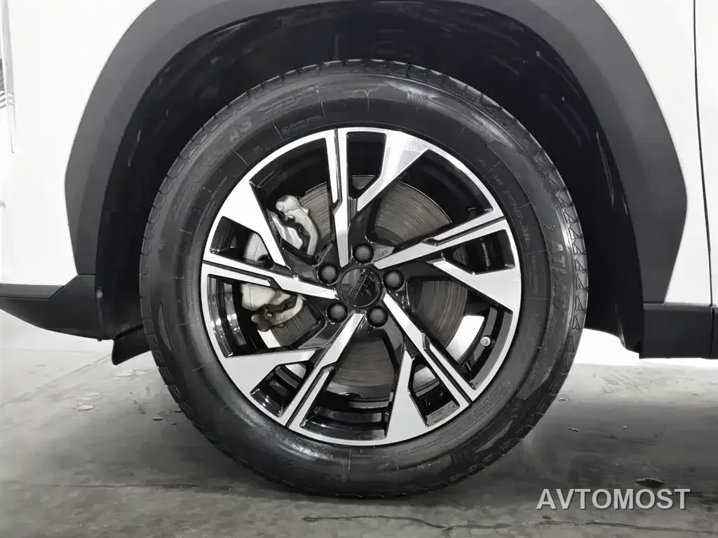 Geely Galaxy L7 2023 1.5T 55km PRO — фото 15