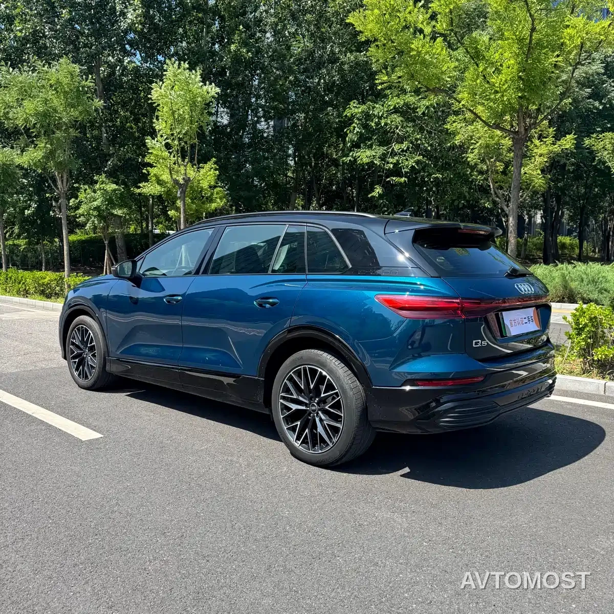 Audi Q5 e-tron 2022 40 e-tron Starlight Mech Suit — фото 4