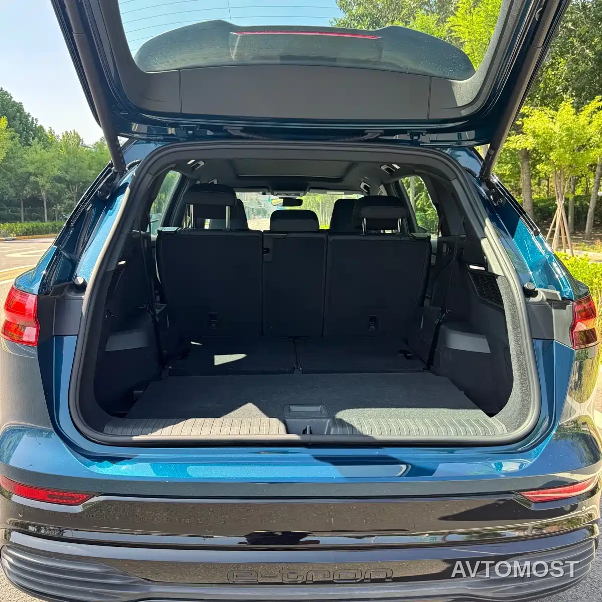 Audi Q5 e-tron 2022 40 e-tron Starlight Mech Suit — фото 8