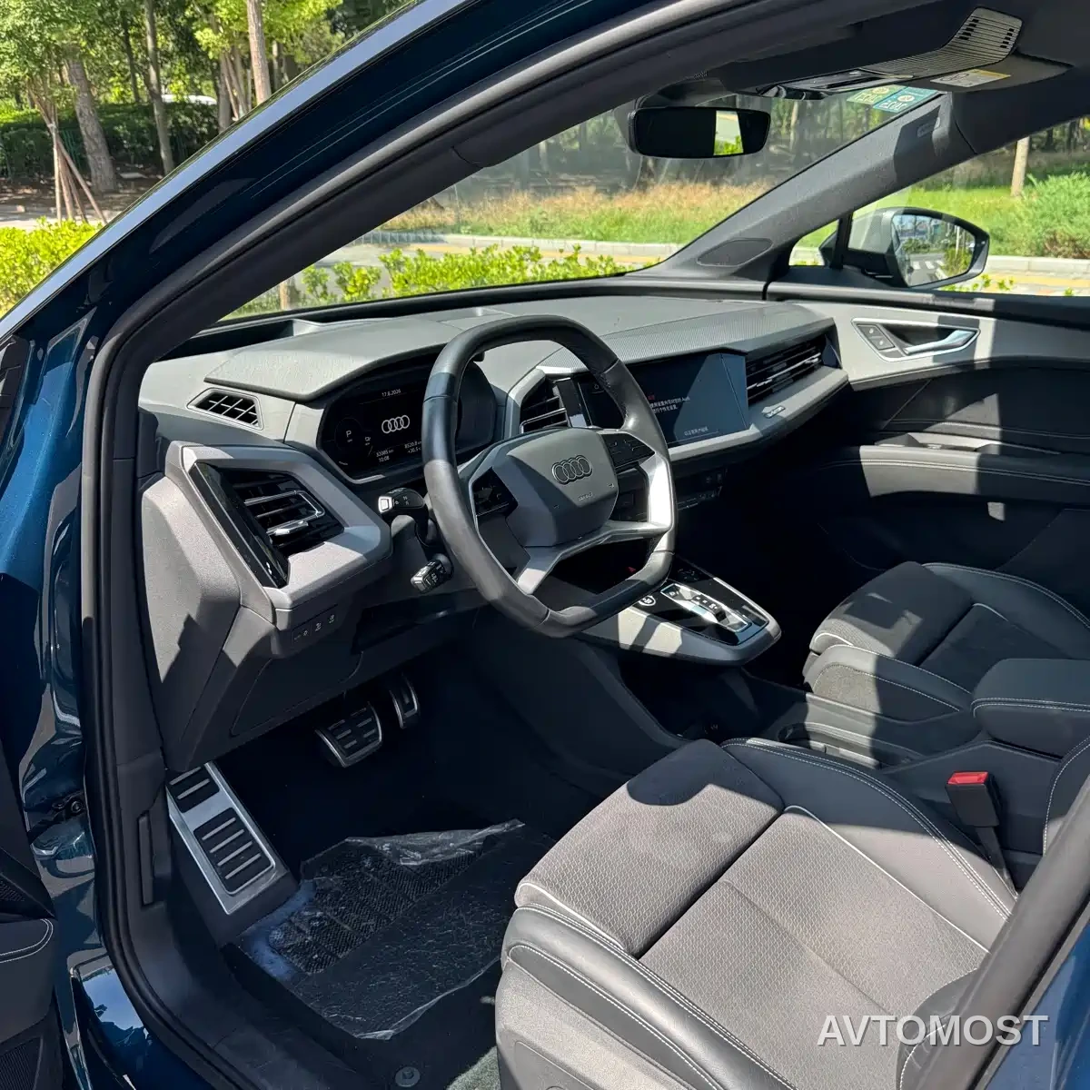 Audi Q5 e-tron 2022 40 e-tron Starlight Mech Suit — фото 9