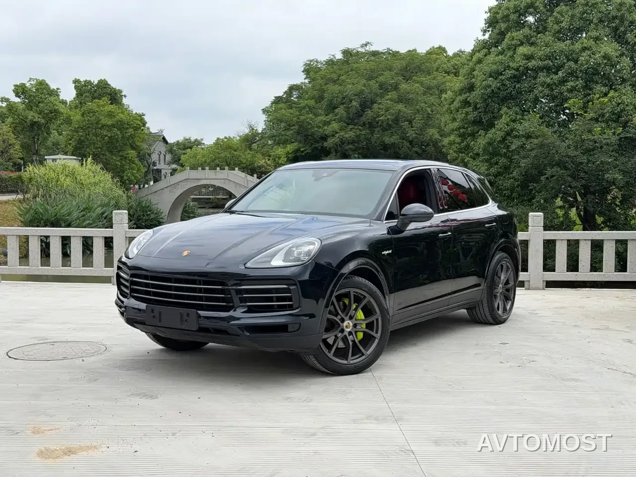 Porsche Cayenne New Energy 2021 Cayenne E-Hybrid 2.0T — фото 1