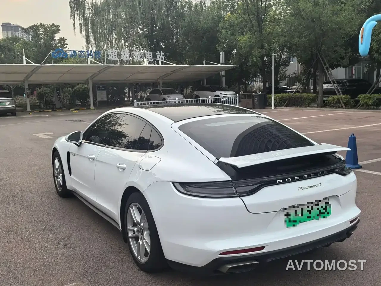 Porsche Panamera New Energy 2022 Panamera 4 E-Hybrid 2.9T — фото 5