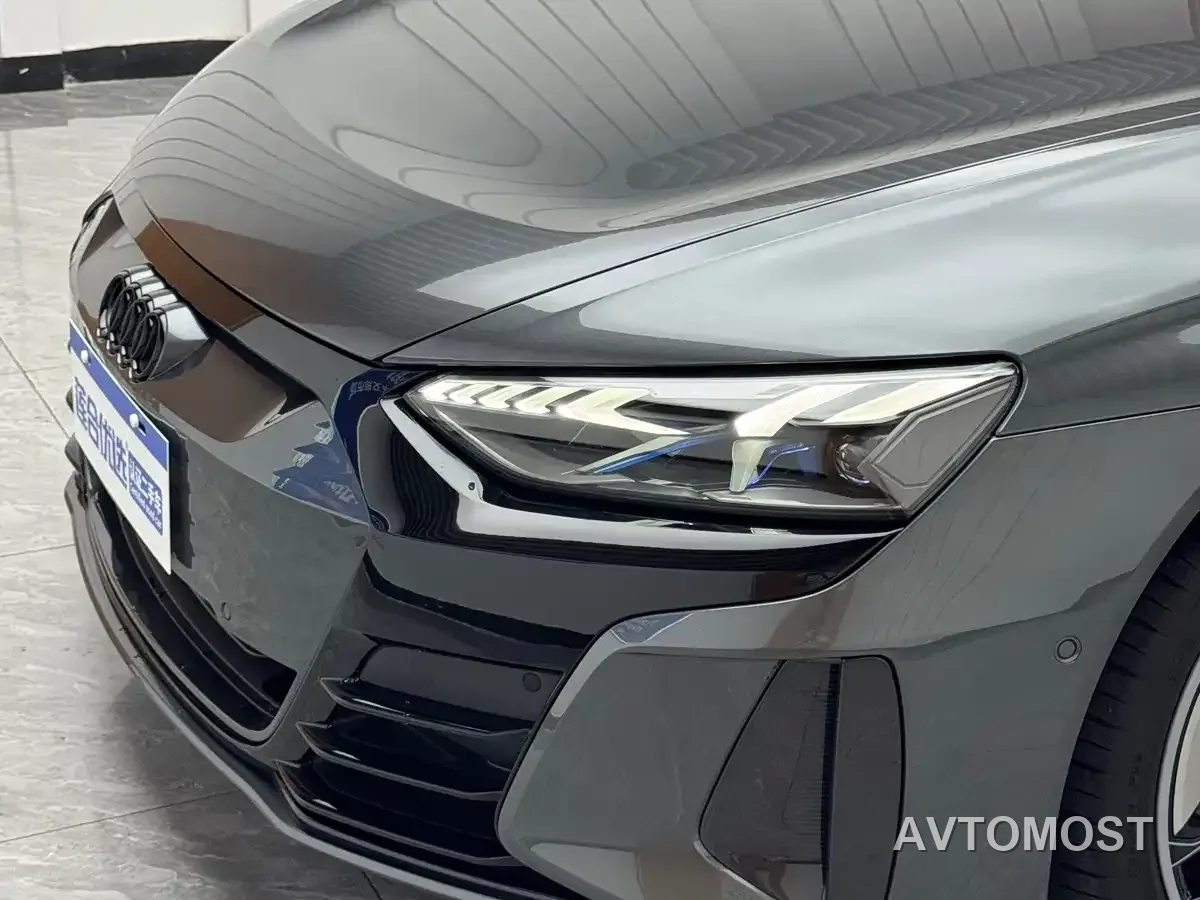 Audi RS e-tron GT 2023 Base Model — фото 21