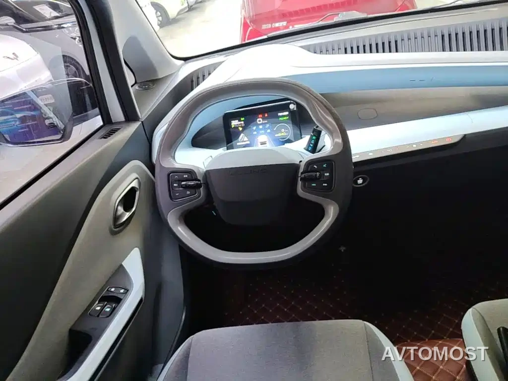 Wuling NanoEV 2021 Passion Edition — фото 11