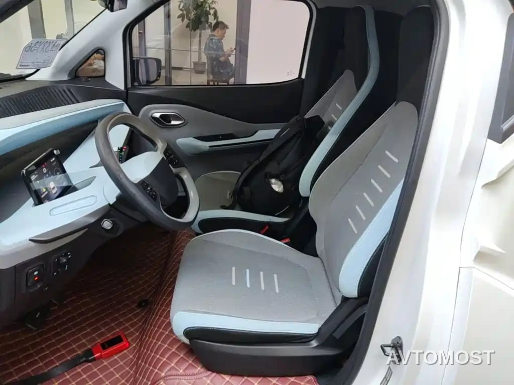 Wuling NanoEV 2021 Passion Edition — фото 17