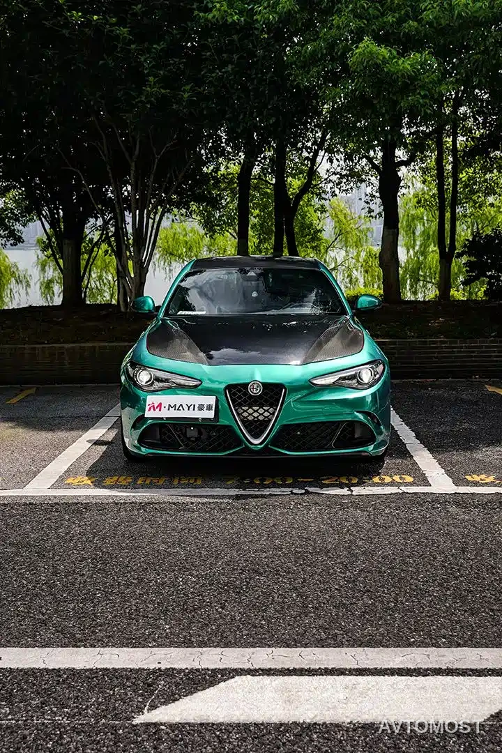 Alfa Romeo Giulia 2020 2.9T 510HP Quadrifoglio Edition — фото 2