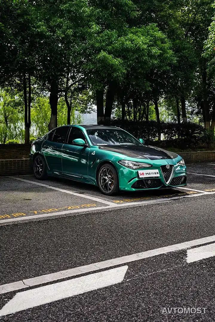 Alfa Romeo Giulia 2020 2.9T 510HP Quadrifoglio Edition — фото 5