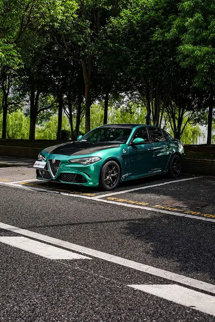 Alfa Romeo Giulia 2020 2.9T 510HP Quadrifoglio Edition — фото 6