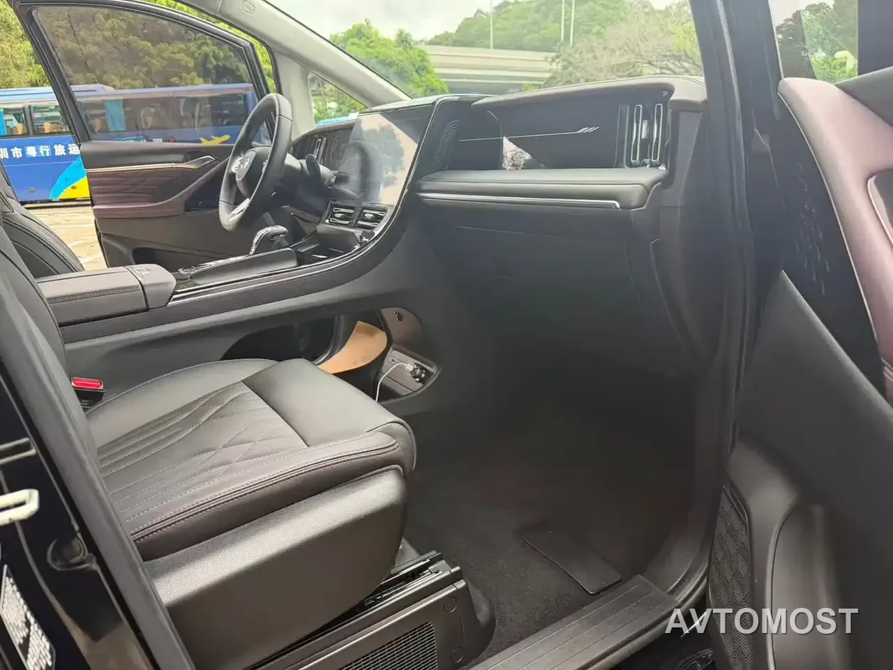 GAC Trumpchi E9 2023 E9 PRO — фото 10