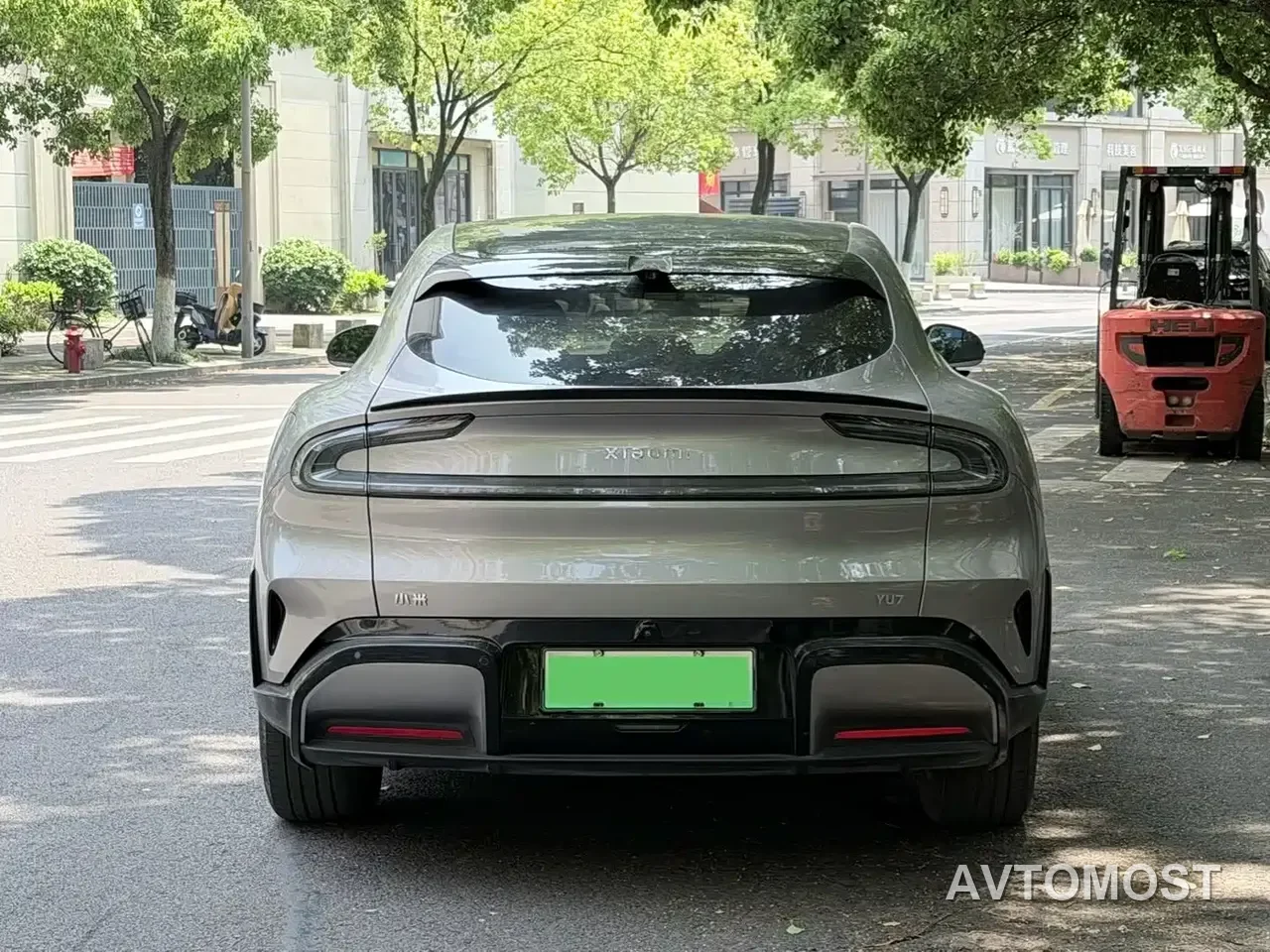 Xiaomi YU7 2025 Extended Range RWD Edition — фото 14