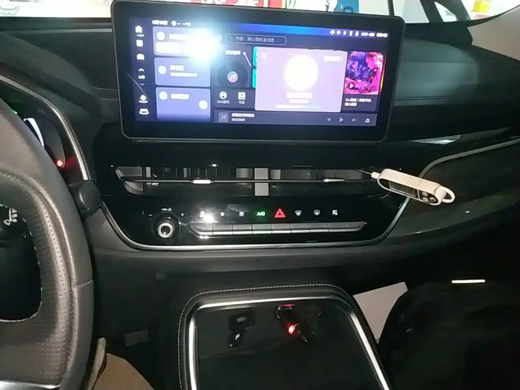 Haval H6 2023 National Trend Edition 1.5T Automatic Champion — фото 13