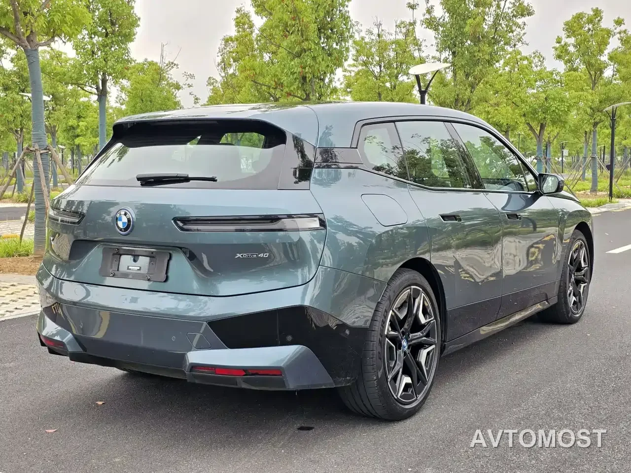 BMW iX 2022 xDrive40 — фото 4
