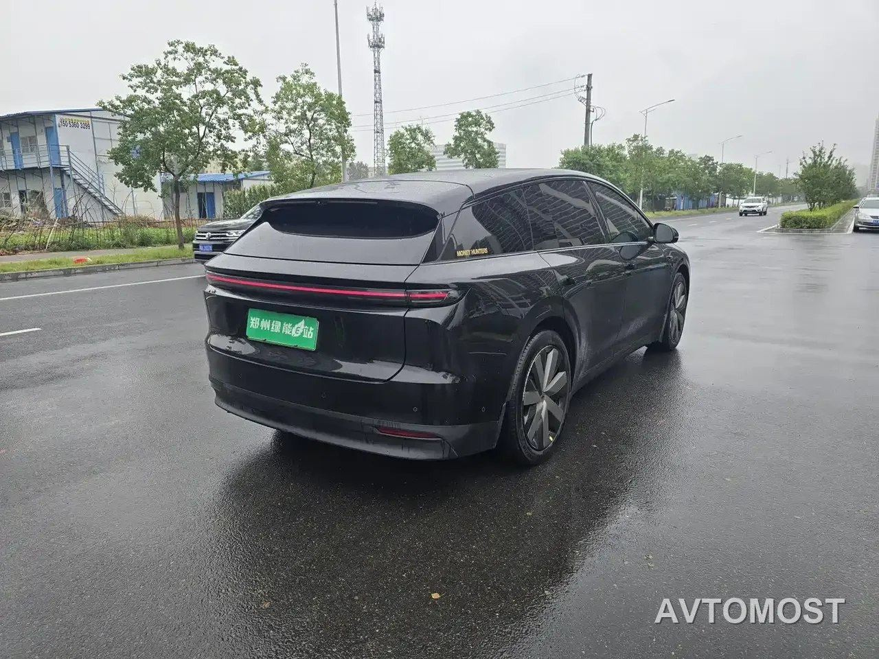 Li Auto i6 2025 4WD Base Model — фото 4