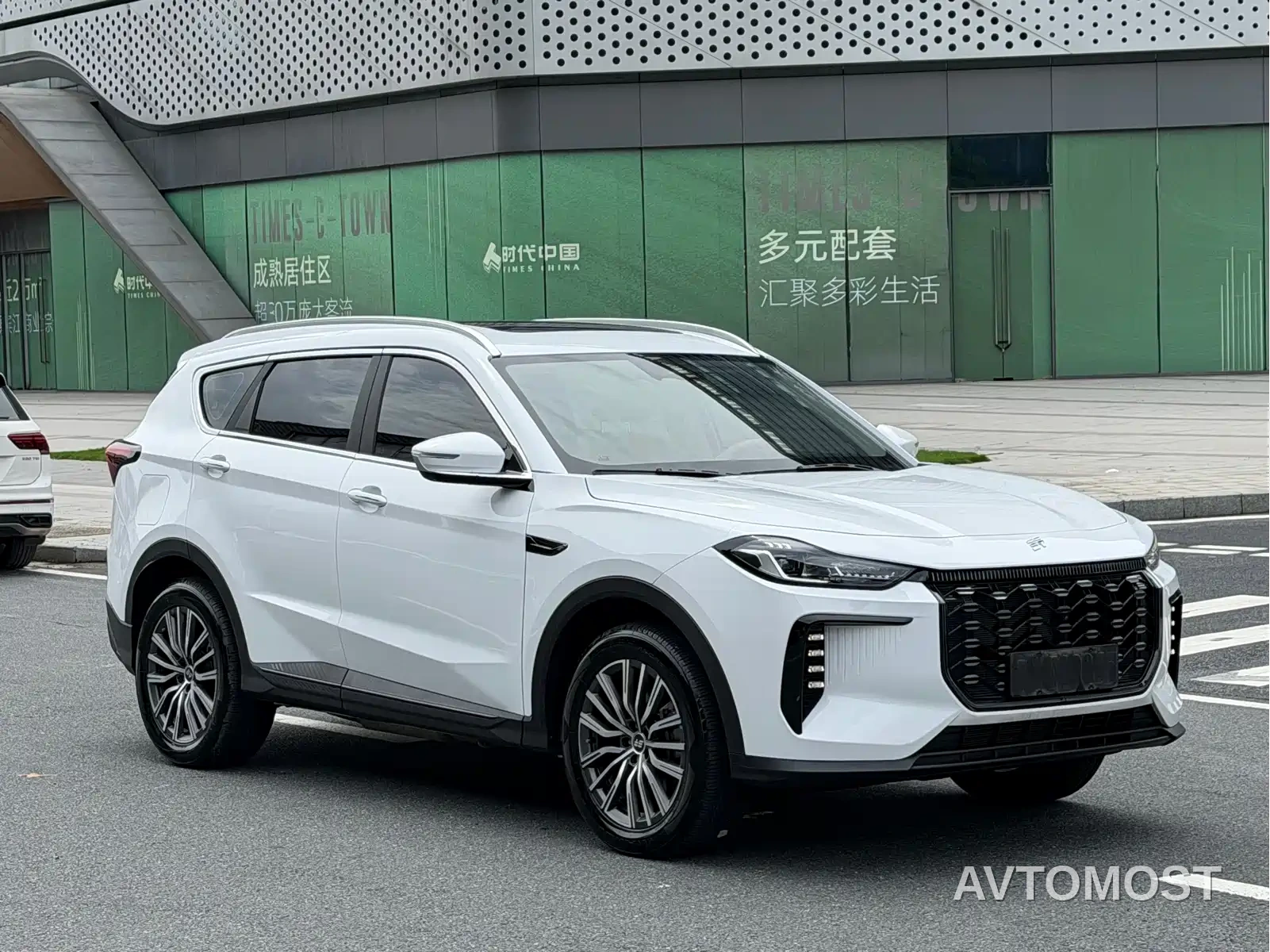 Jetour X70 C-DM 2024 Voyage Edition PRO 5-seater — фото 3