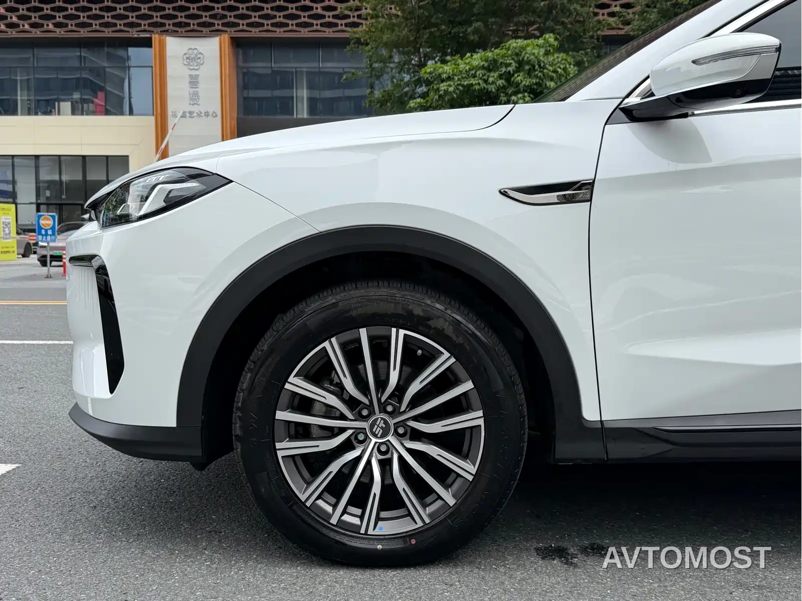 Jetour X70 C-DM 2024 Voyage Edition PRO 5-seater — фото 9