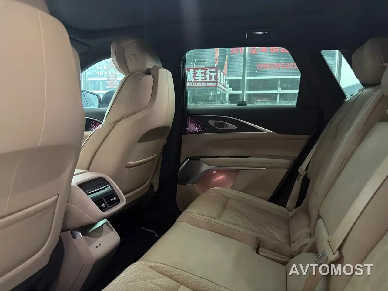 Cadillac IQ Rui Ge 2022 Rear-Wheel Drive Long Range Premium Edition — фото 16