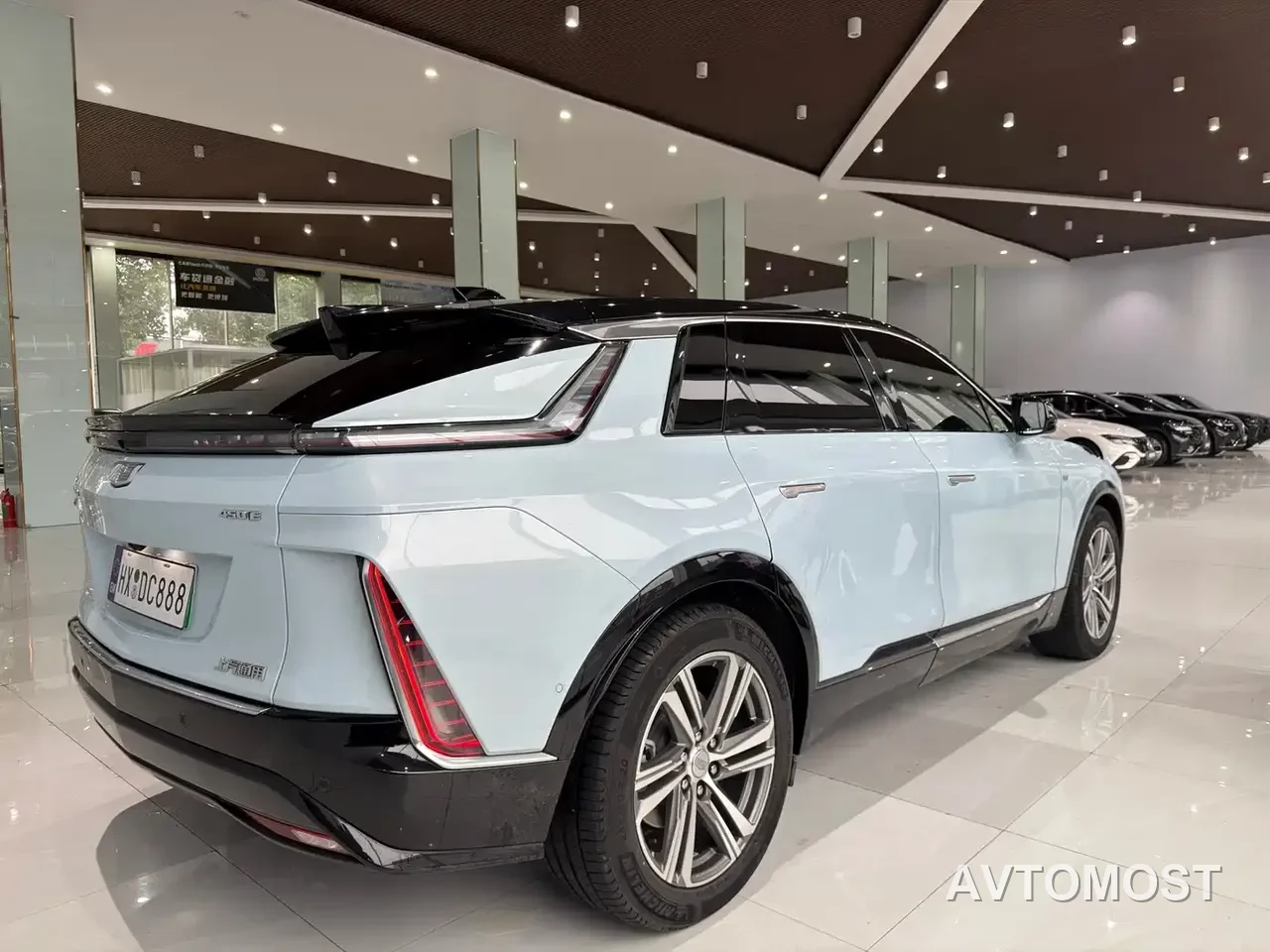 Cadillac IQ Rui Ge 2022 Rear-Wheel Drive Long Range Premium Edition — фото 11
