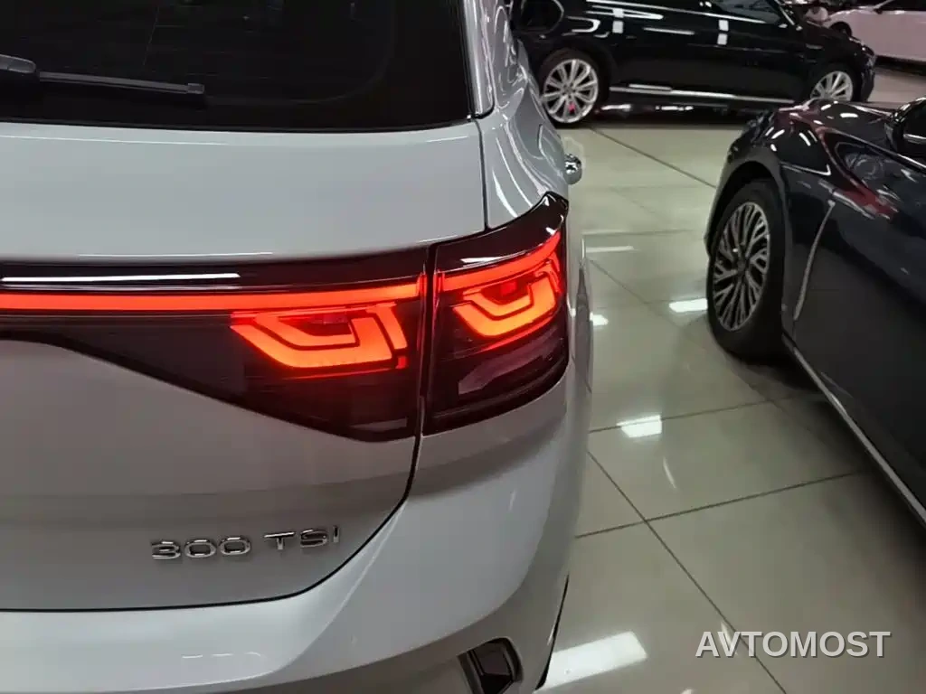 Volkswagen T-ROC 2024 300TSI DSG 2WD Morning Light Edition — фото 8