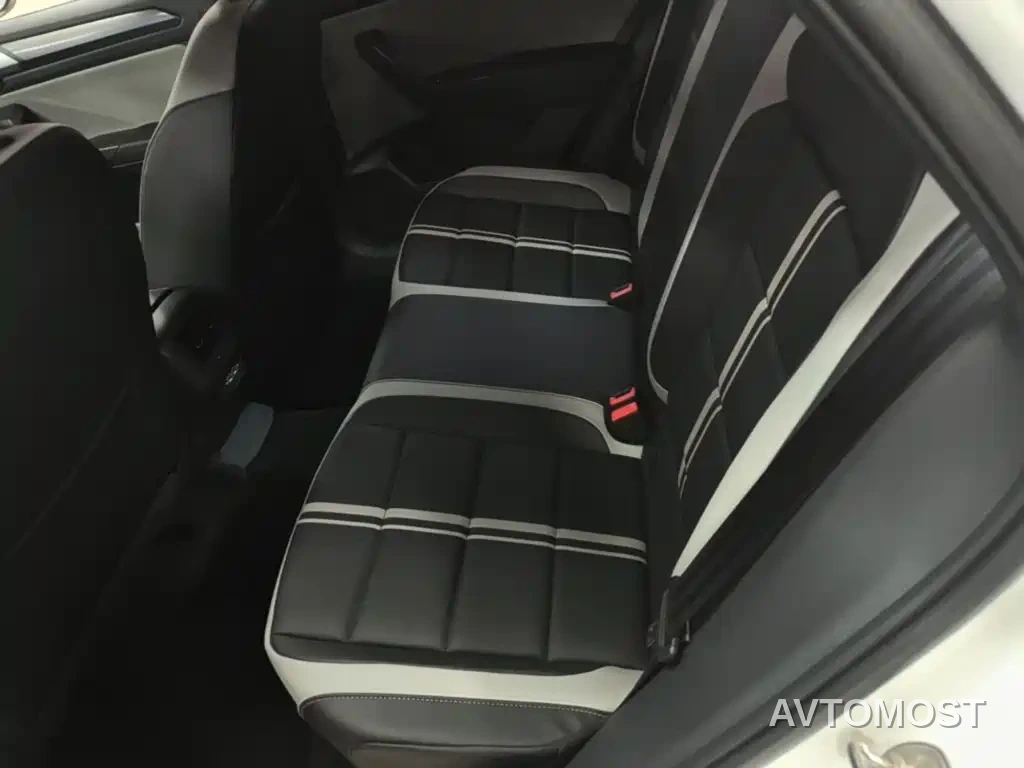 Volkswagen T-ROC 2024 300TSI DSG 2WD Morning Light Edition — фото 17