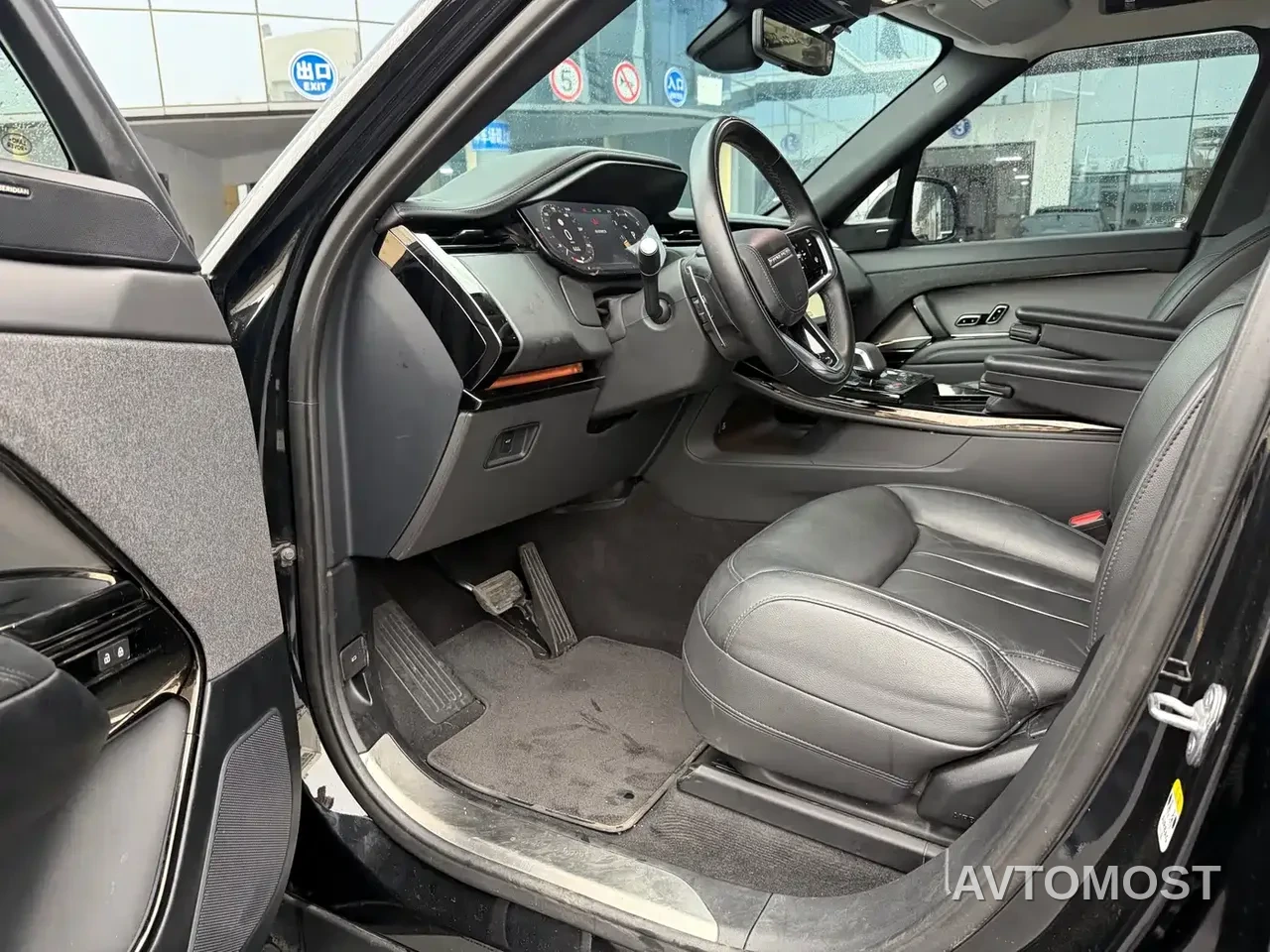 Land Rover Range Rover Sport 2023 400PS Dynamic HSE — фото 6