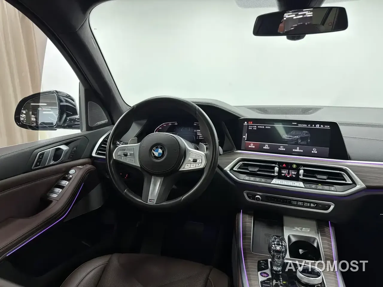 BMW X5 2022 Model xDrive 40Li M Sport Package — фото 13