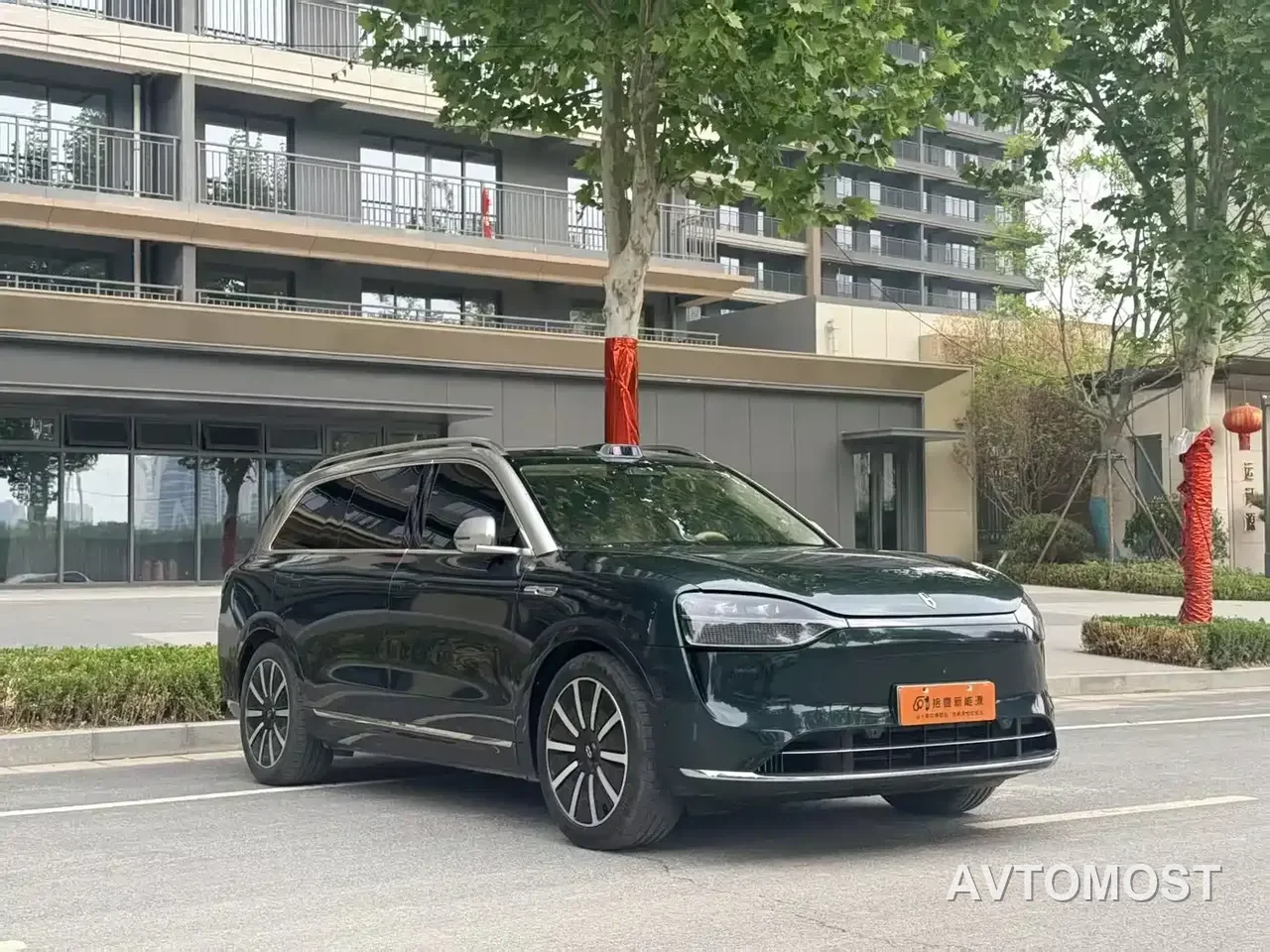 AITO M9 2024 Range Extender Max Edition 42kWh 6-seater — фото 5
