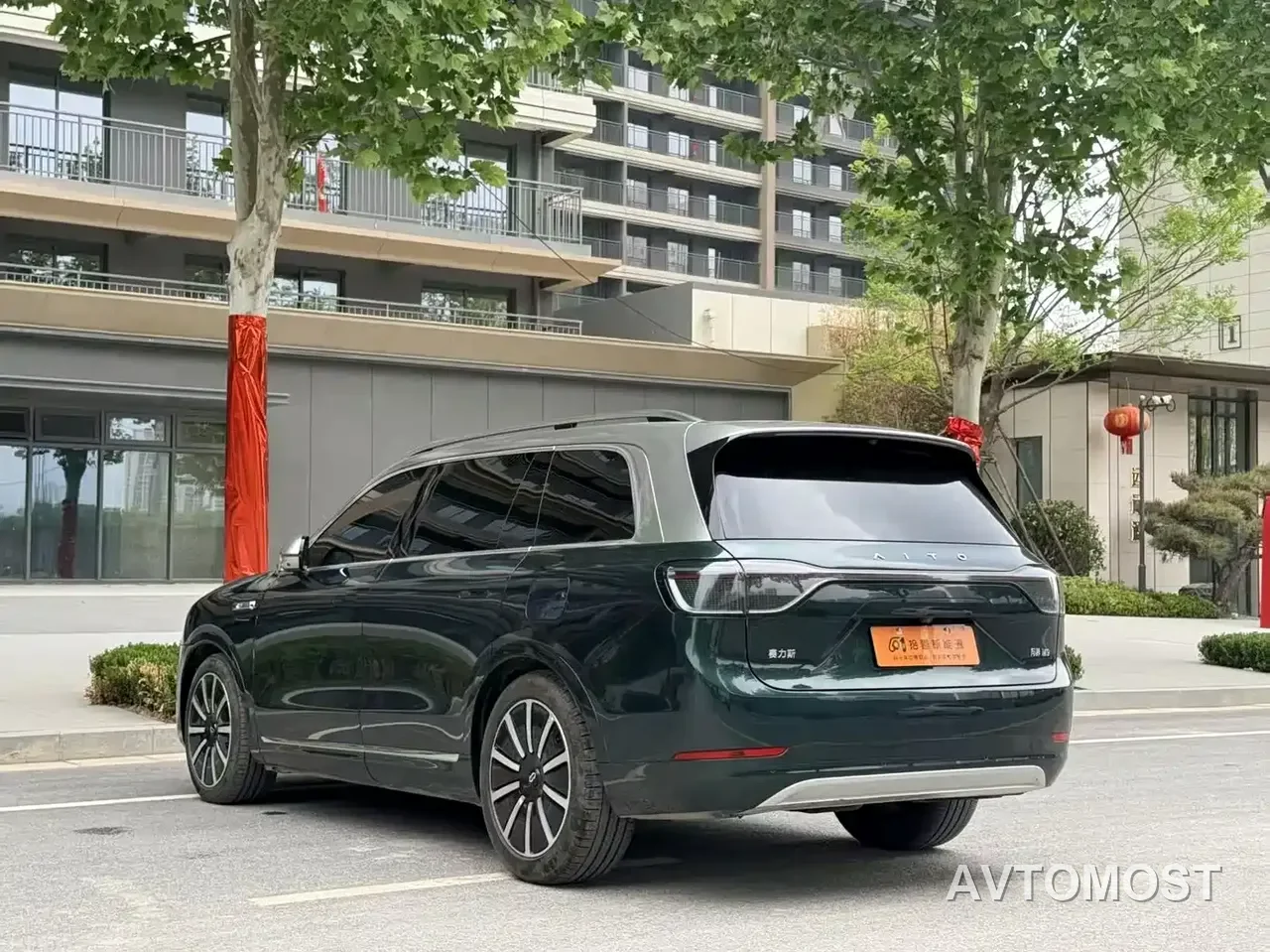 AITO M9 2024 Range Extender Max Edition 42kWh 6-seater — фото 6
