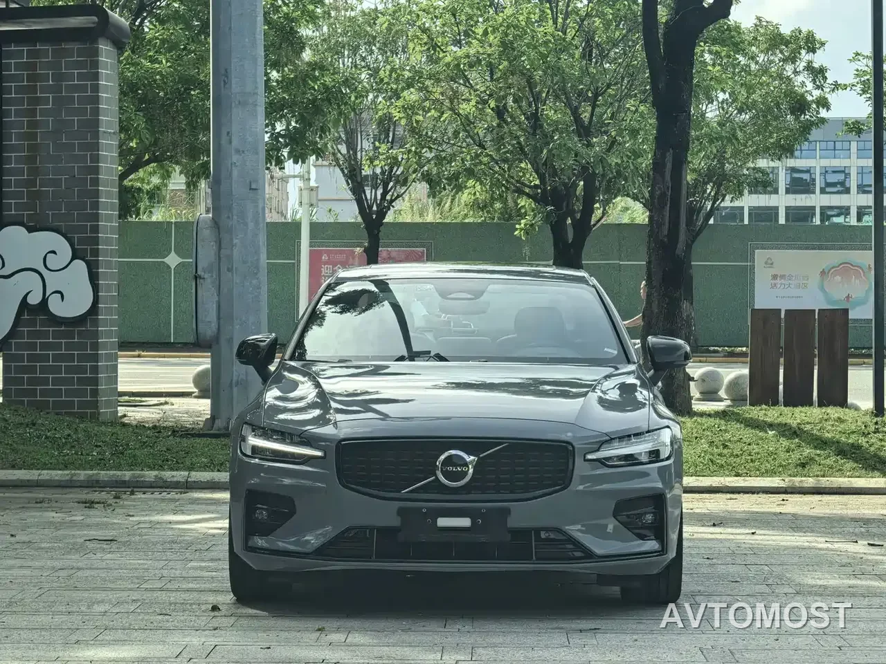 Volvo S60 2025 B5 Elegance Sport Edition — фото 7