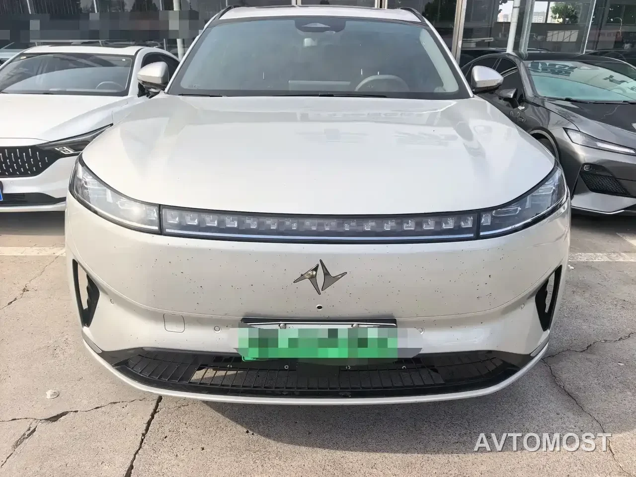 Dongfeng Yipai eπ008 2025 636Max Pure Electric 5-Seater — фото 1