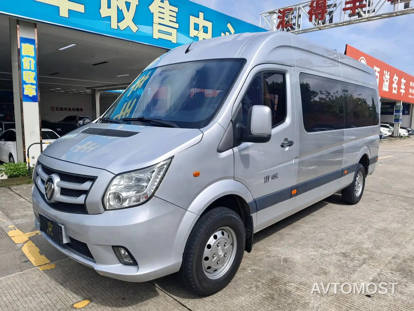 Foton Tuyano 2021 2.0T Manual Tongtu Extended Wheelbase Medium Roof 9-Seater 4F20TC3 — фото 1