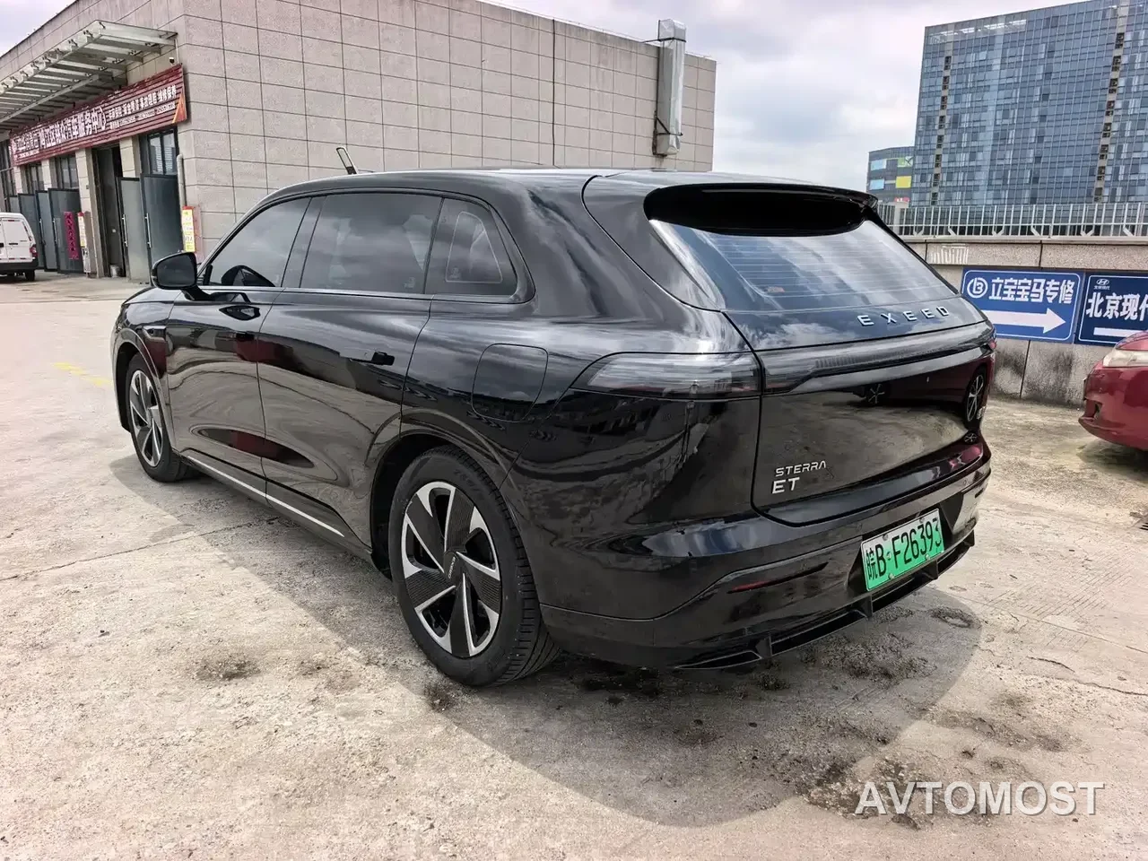 Exeed Exlantix ET 2024 Model Extended Range 200 Pro+ — фото 4