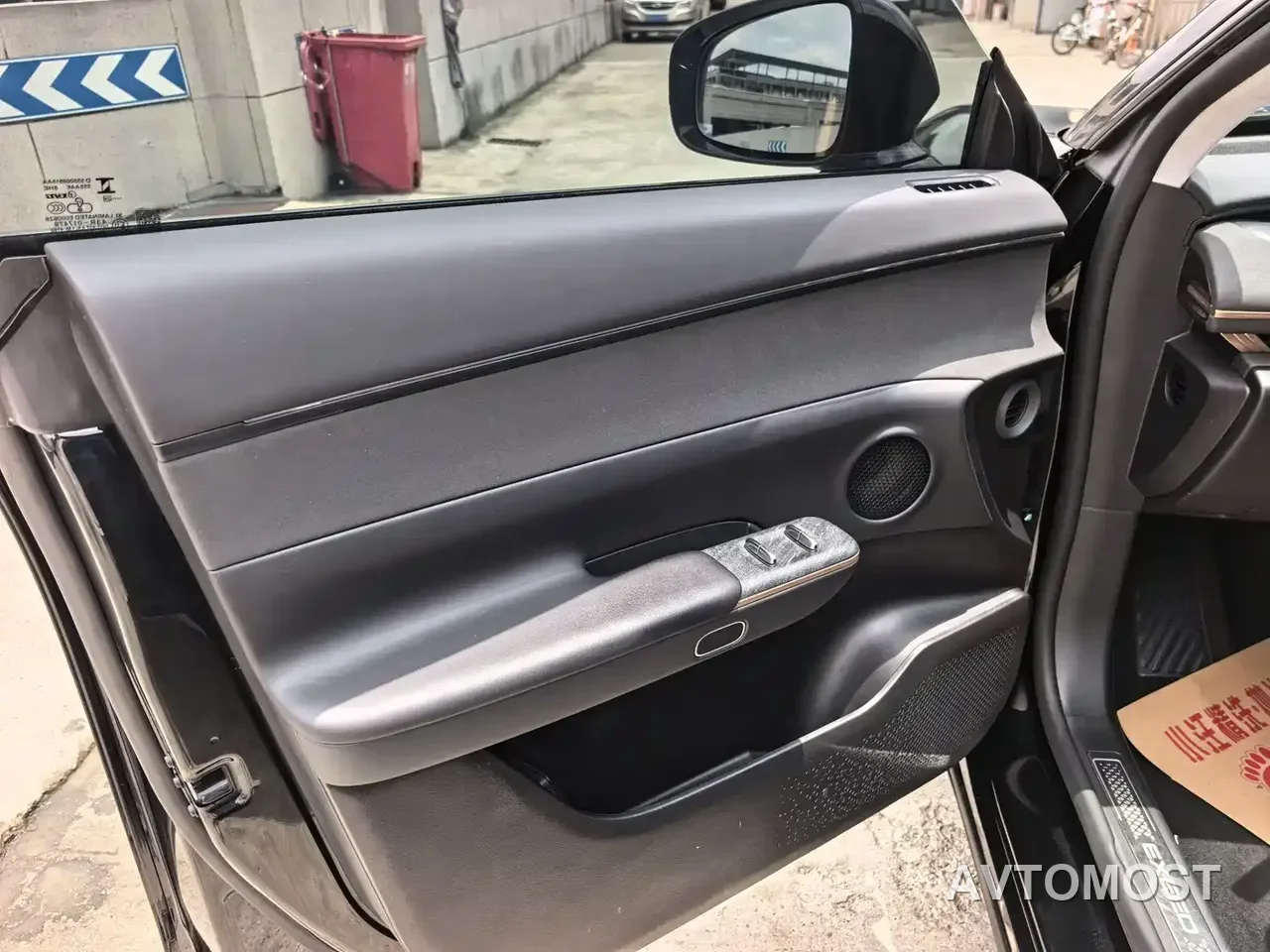 Exeed Exlantix ET 2024 Model Extended Range 200 Pro+ — фото 11