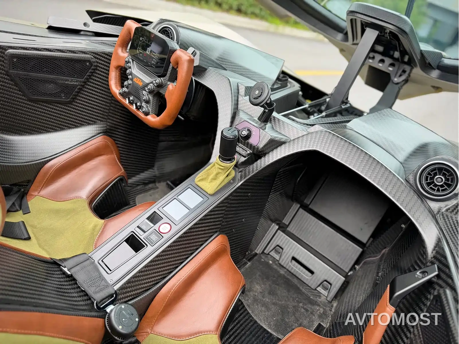 KTM X-BOW 2025 GT-XR — фото 12