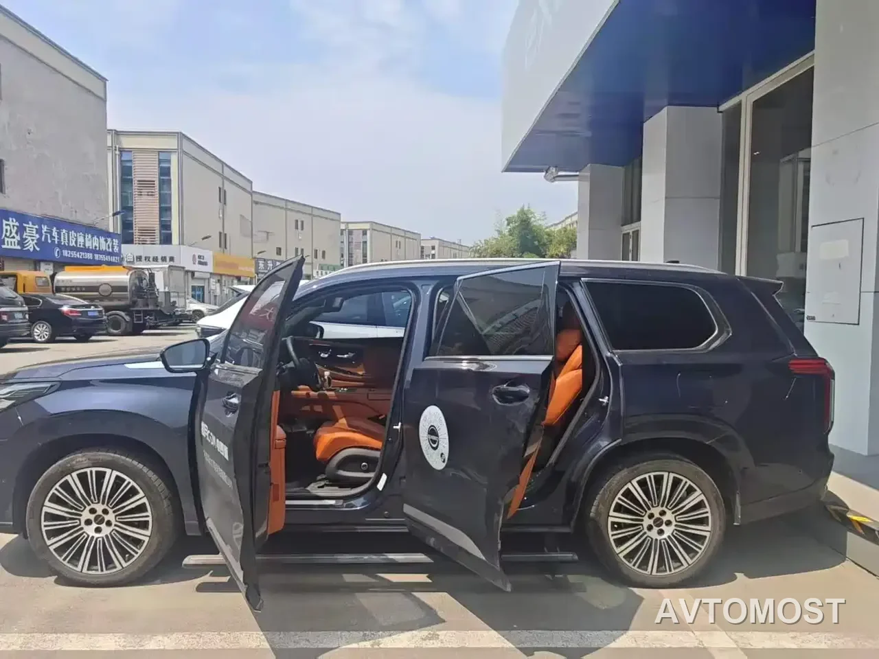 Exeed Landmark C-DM 2025 180 Ultra Long Range AWD (6-Seater) — фото 7