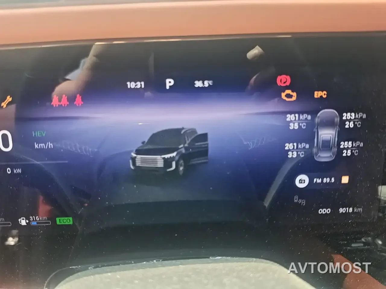 Exeed Landmark C-DM 2025 180 Ultra Long Range AWD (6-Seater) — фото 13