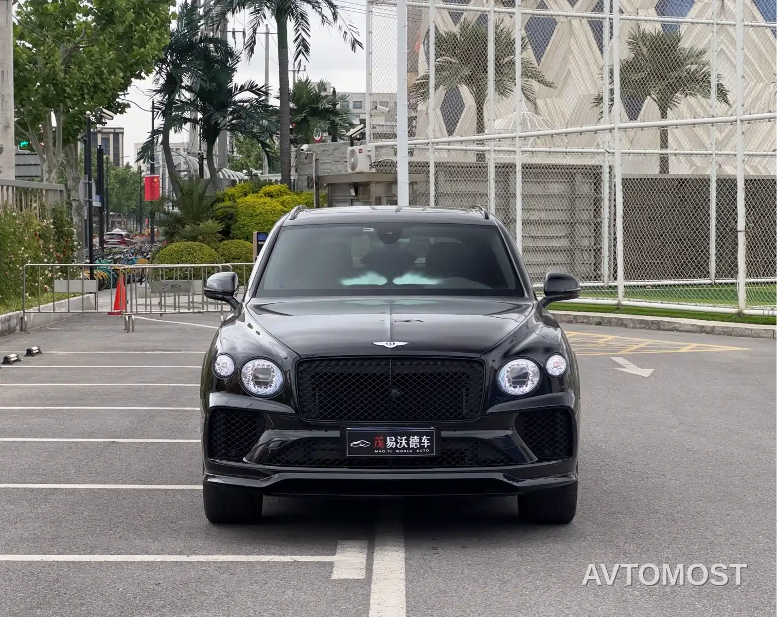 Bentley Bentayga 2022 4.0T V8 S — фото 2
