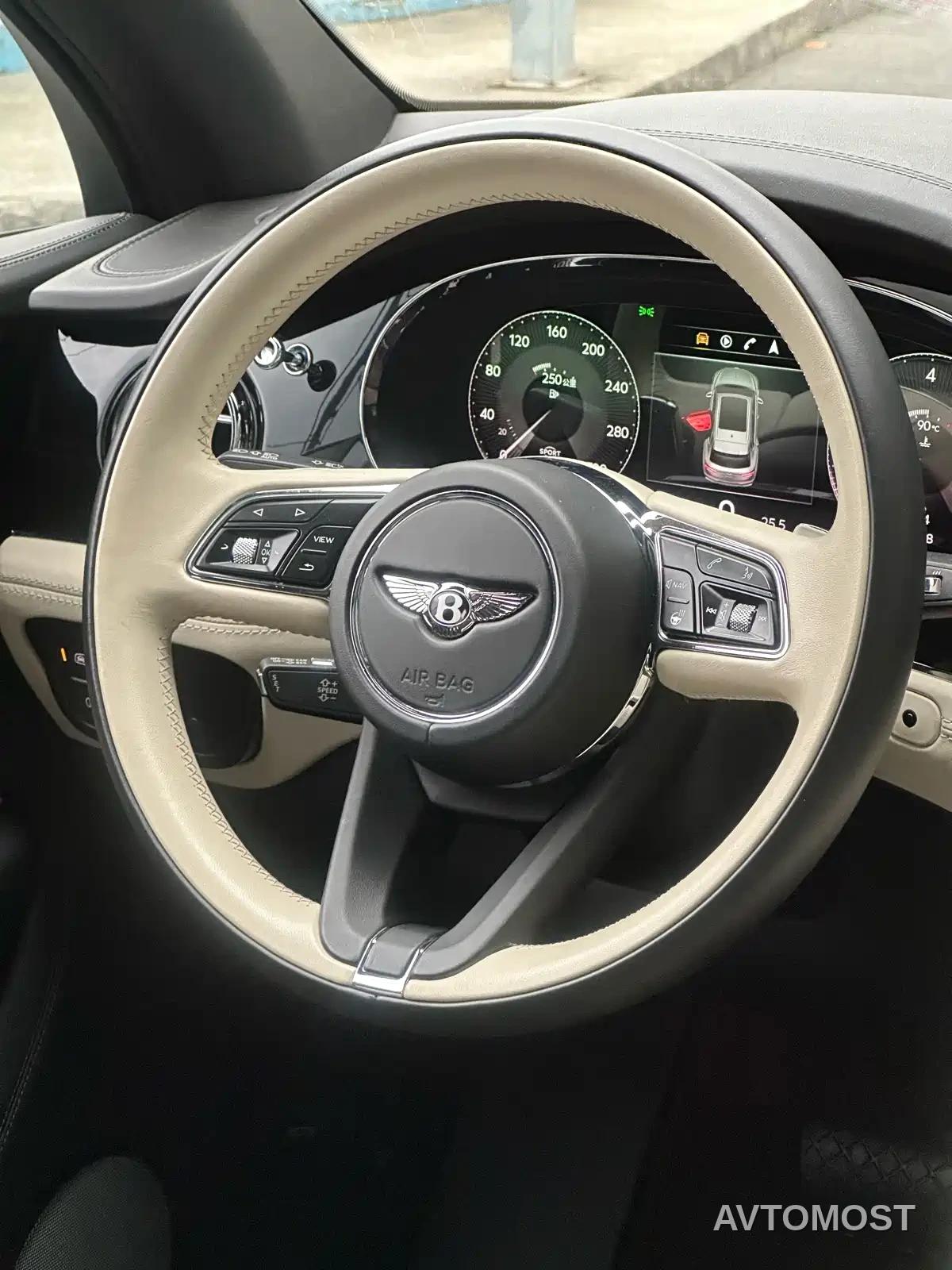 Bentley Bentayga 2022 4.0T V8 S — фото 21