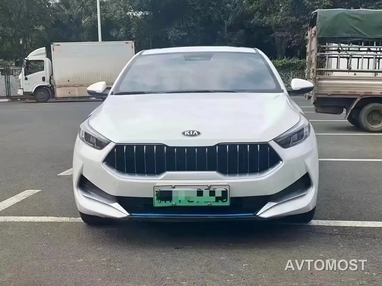 Kia K3 PHEV 2019 1.6L PHEV Comfort Edition — фото 2