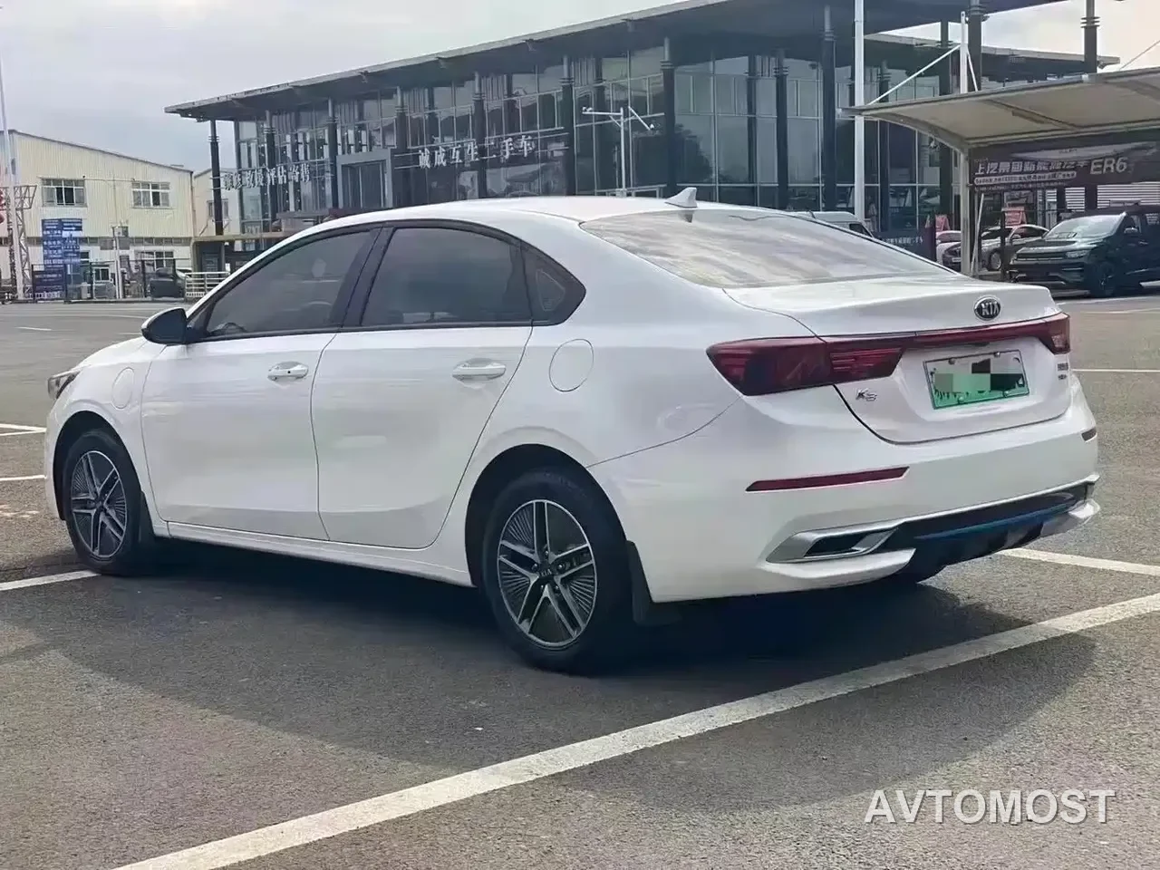 Kia K3 PHEV 2019 1.6L PHEV Comfort Edition — фото 6