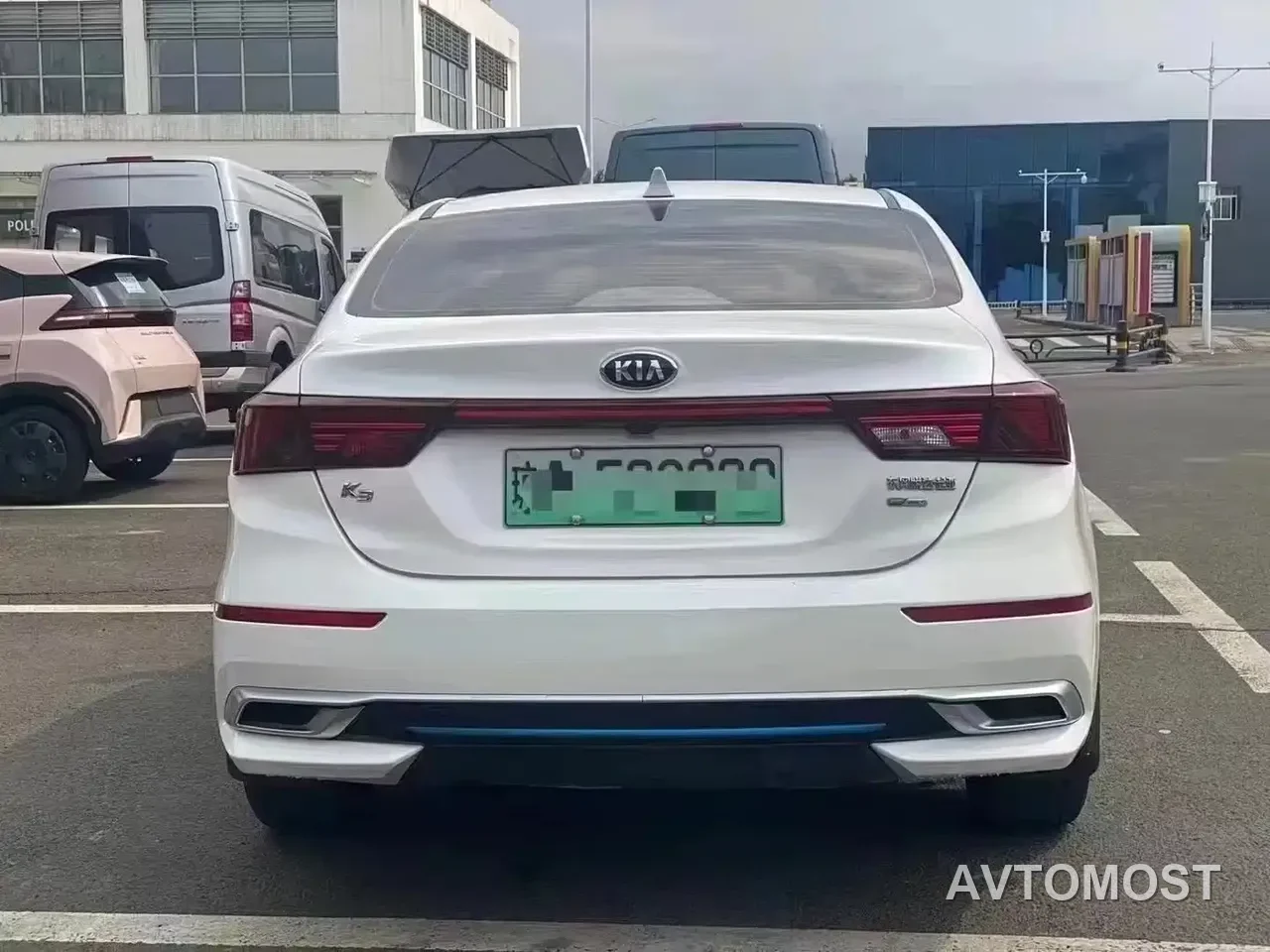 Kia K3 PHEV 2019 1.6L PHEV Comfort Edition — фото 7