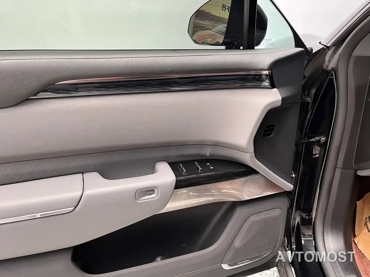 Zeekr 7X 2025 Model 75kWh RWD Smart Driving Edition — фото 6