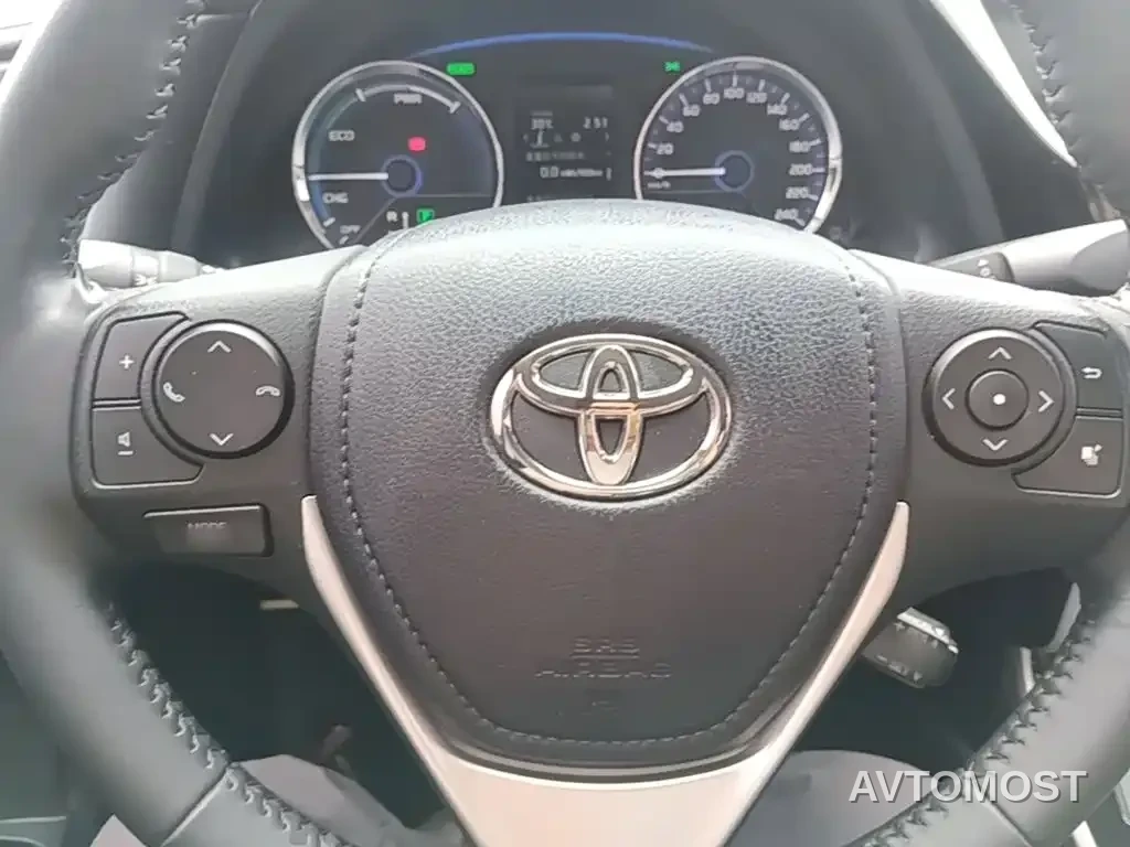 Toyota Levin Twin Engine E+ 2019 1.8PH V E-CVT Luxury Edition — фото 6