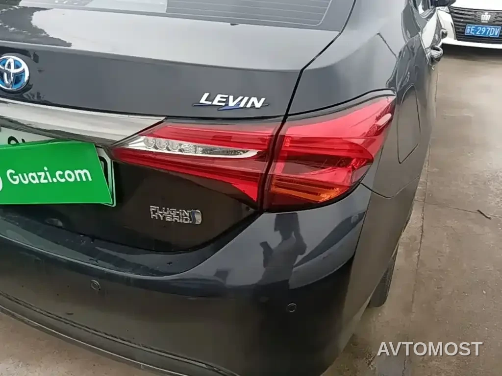 Toyota Levin Twin Engine E+ 2019 1.8PH V E-CVT Luxury Edition — фото 20