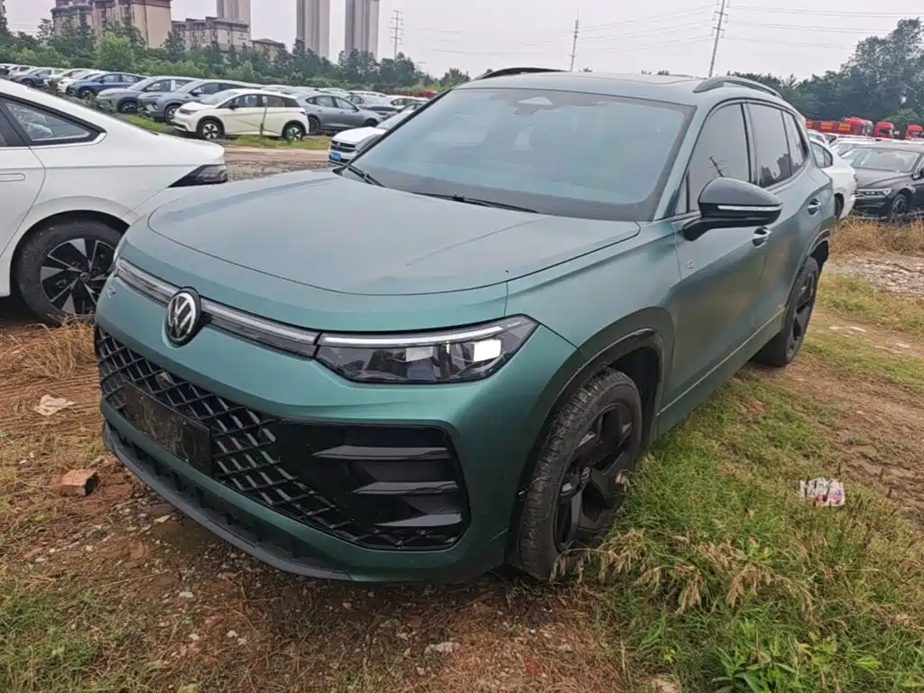 Volkswagen Tayron 2025 Tayron L 330TSI 2WD Elite City Package — фото 2