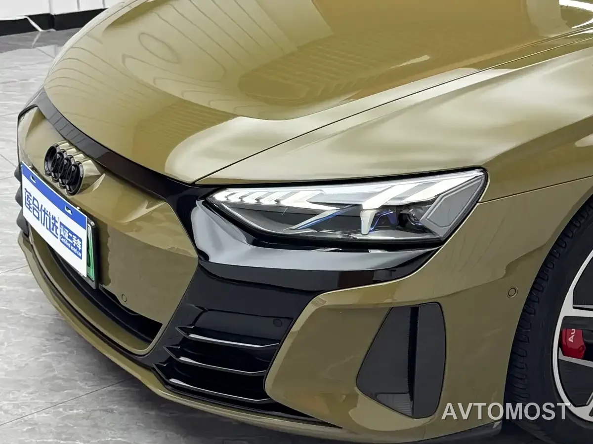 Audi RS e-tron GT 2023 Base Model — фото 20