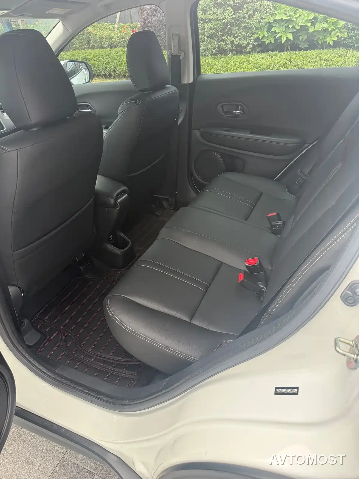 Honda Vezel 2020 220 TURBO CVT Elite — фото 7