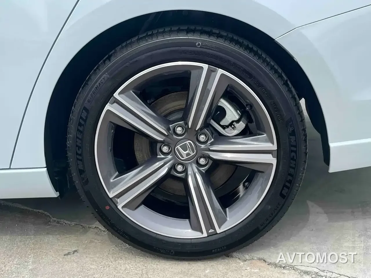 Honda Inspire Hybrid 2023 e:PHEV Premium Edition — фото 5