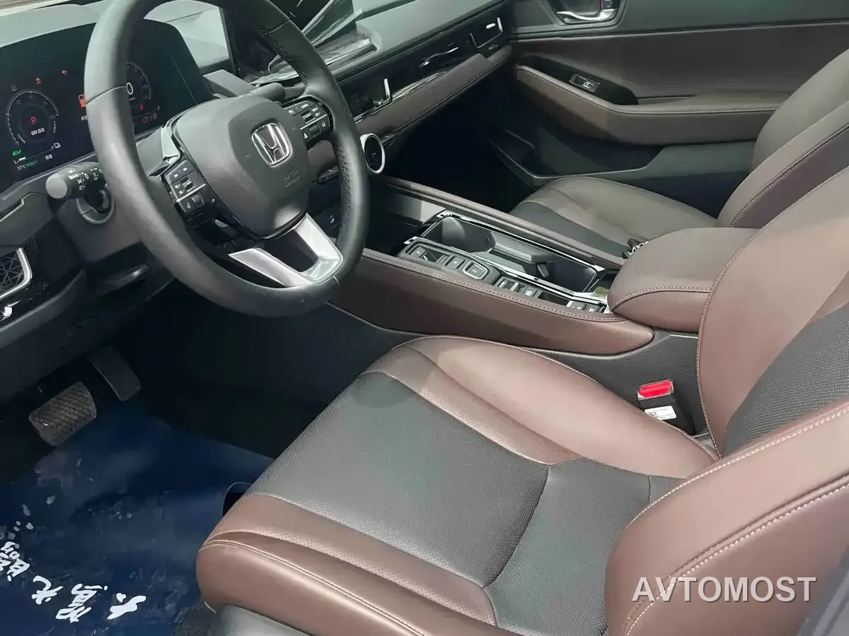 Honda Inspire Hybrid 2023 e:PHEV Premium Edition — фото 9