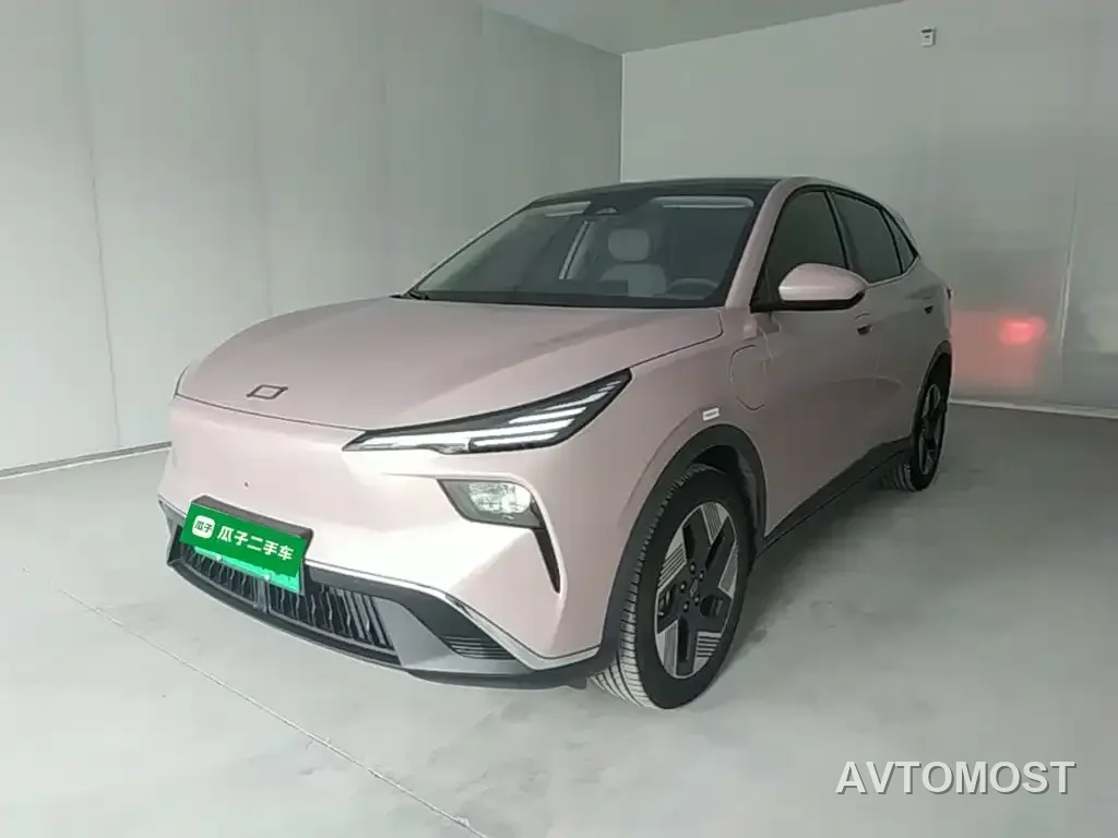 Besturn Yueyi 03 2025 565km Ultimate Edition — фото 2