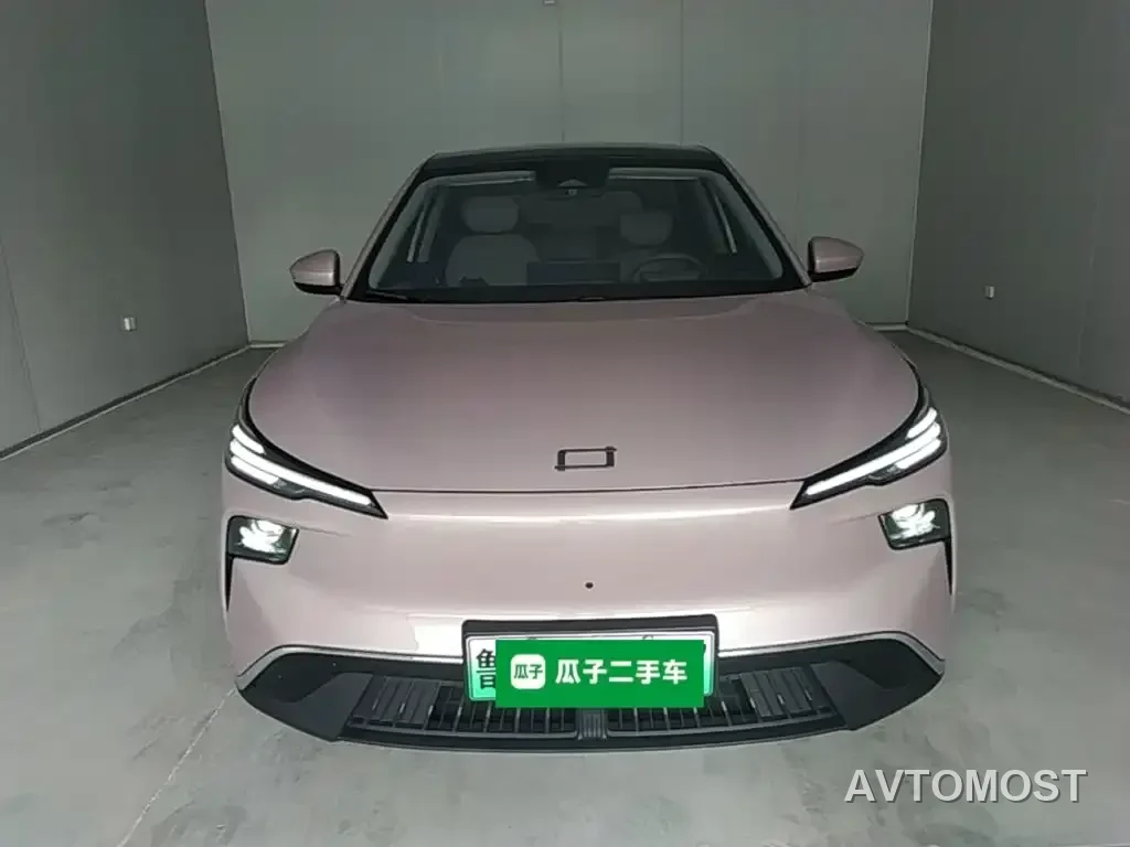 Besturn Yueyi 03 2025 565km Ultimate Edition — фото 3